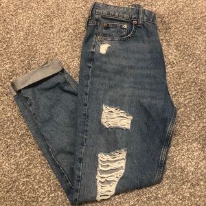 High waisted boyfriend jeans
